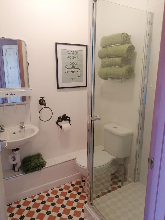 Bed and Breakfast No. 30 Aberdare Esterno foto